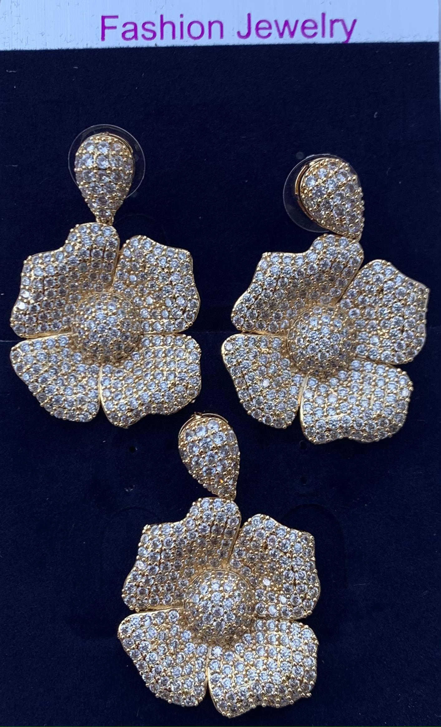 Gold Earring With Necklace cord